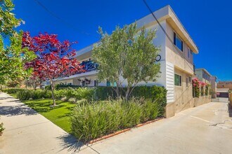 920 Enterprise Ave in Inglewood, CA - Building Photo - Building Photo