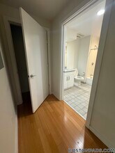 601 Albany St, Unit 406 in Boston, MA - Foto de edificio - Building Photo