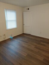 837-839-839 Valerie Ln in Whitehall, OH - Building Photo - Building Photo
