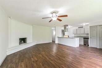 14634 Dartwood Dr in Houston, TX - Building Photo - Building Photo