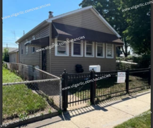 1334 Indiana St in Hammond, IN - Building Photo - Building Photo