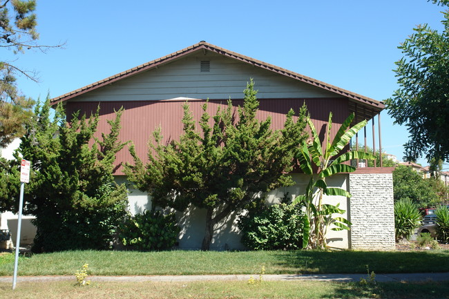 797 Farm Dr in San Jose, CA - Foto de edificio - Building Photo