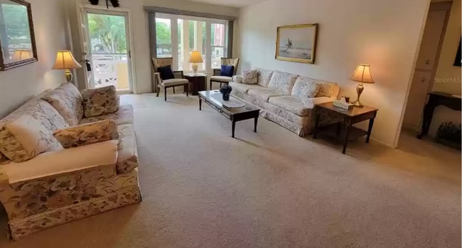2360 Irish Ln in Clearwater, FL - Building Photo - Building Photo