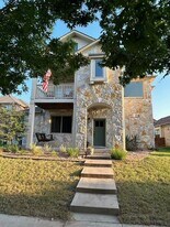 205 Sycamore St in Georgetown, TX - Building Photo