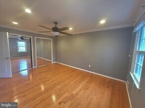 9446 Cloverdale Ct in Burke, VA - Building Photo - Building Photo