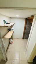 109-15 164th St, Unit Bottom level in Queens, NY - Building Photo - Building Photo