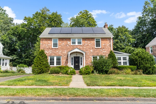 property at 16 Ridgewood Rd