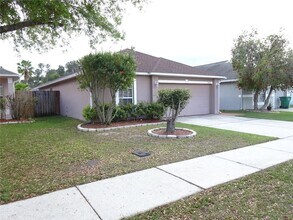 30238 Rattana Ct in Wesley Chapel, FL - Building Photo - Building Photo