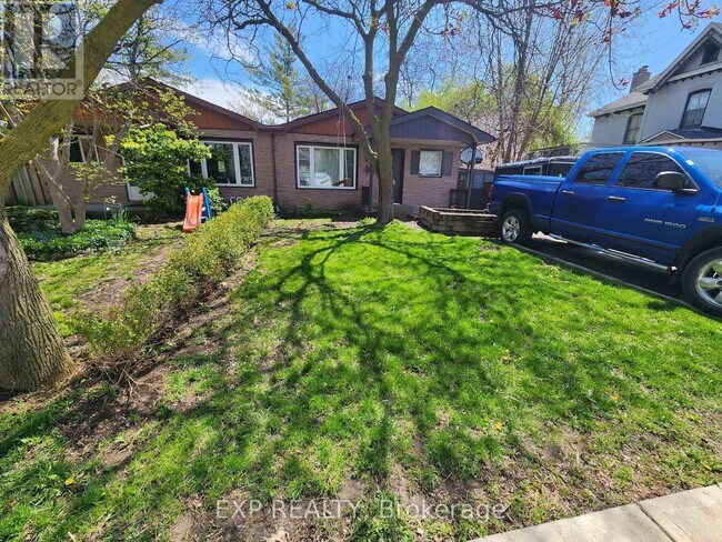 property at 87 Wellington St E
