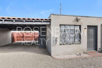 302 W Flores St in Tucson, AZ - Building Photo - Building Photo