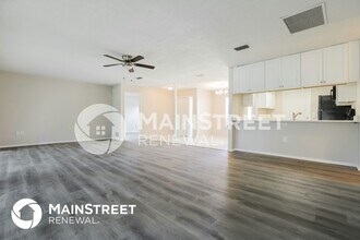 1303 Pine Needle Rd in Venice, FL - Building Photo - Building Photo
