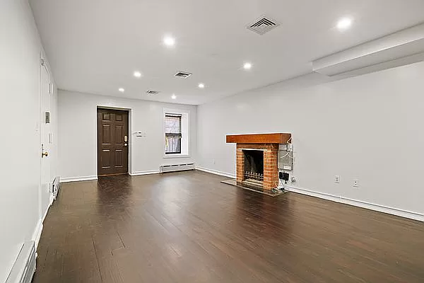 116 W 133rd St in New York, NY - Building Photo - Building Photo