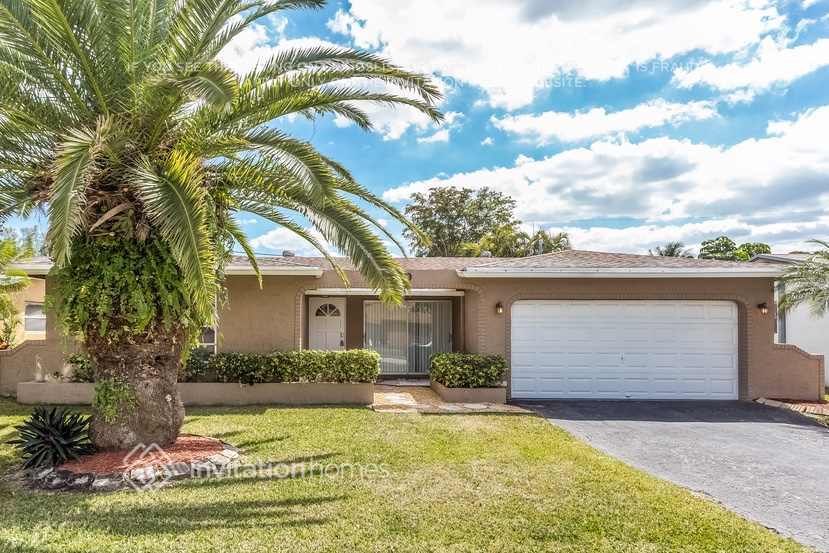 11860 NW 29th Pl in Sunrise, FL - Building Photo