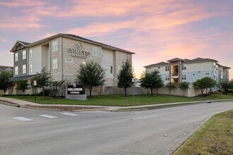 Holleman Crossing in College Station, TX - Building Photo - Building Photo