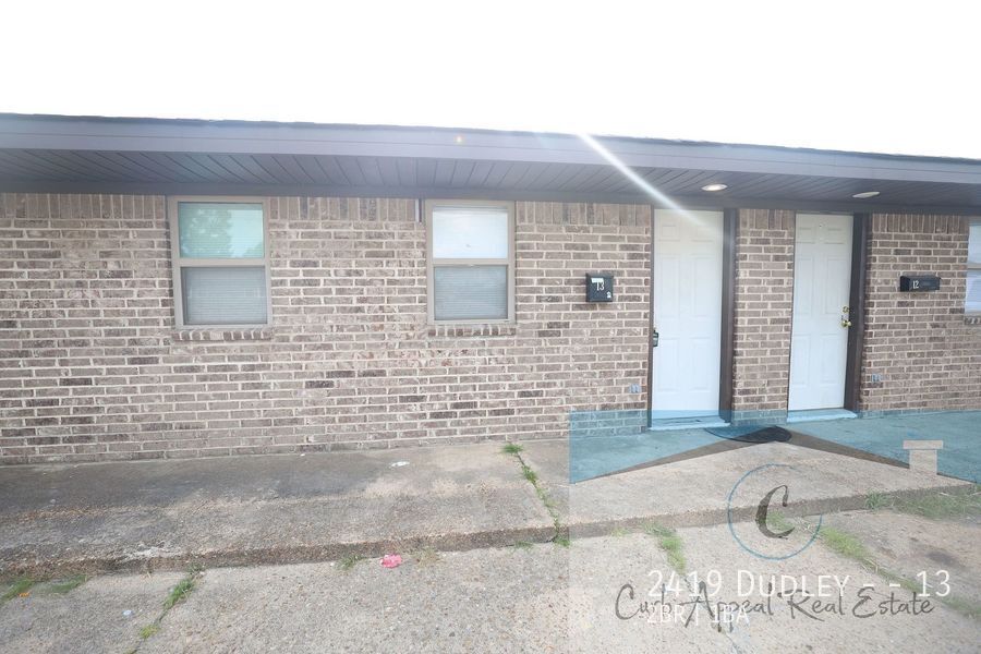 2419 Dudley St in Jonesboro, AR - Building Photo