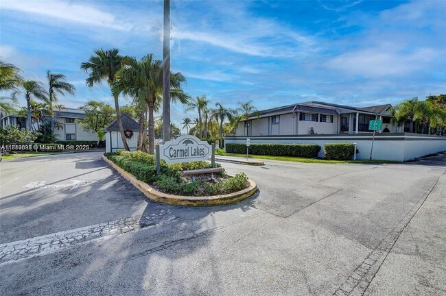 444 NE 206th Ln in Miami, FL - Building Photo - Building Photo