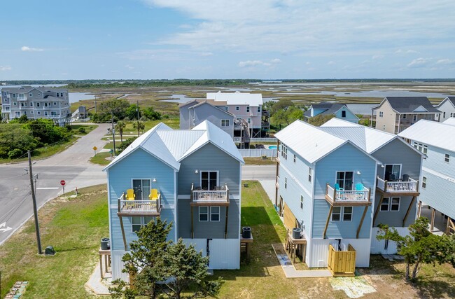 124 Sea Gull Ln in North Topsail Beach, NC - Building Photo - Building Photo