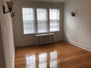 4875 N Paulina St in Chicago, IL - Building Photo - Building Photo