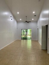 1176 NE 32nd Ave in Homestead, FL - Building Photo - Building Photo