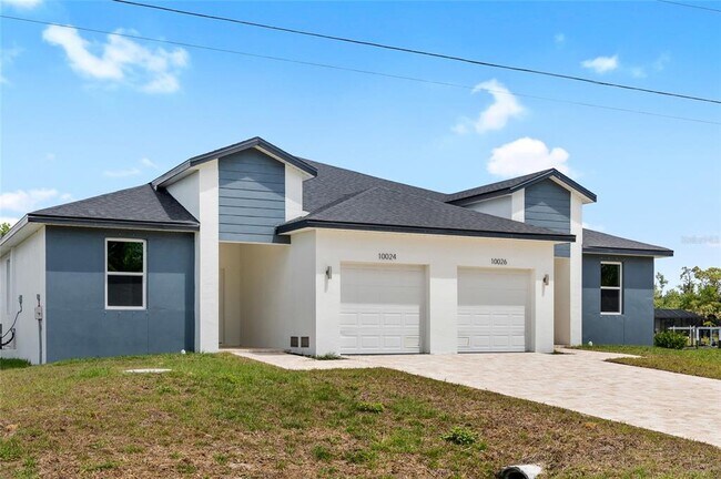 10024 Cocoa Beach St in Port Charlotte, FL - Building Photo - Building Photo