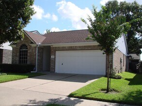 2910 Blue Dawn Dr in Katy, TX - Foto de edificio - Building Photo