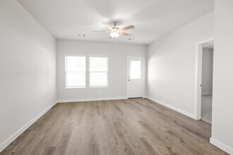 20875 Wildbird Cherry Ln in Porter, TX - Building Photo - Building Photo