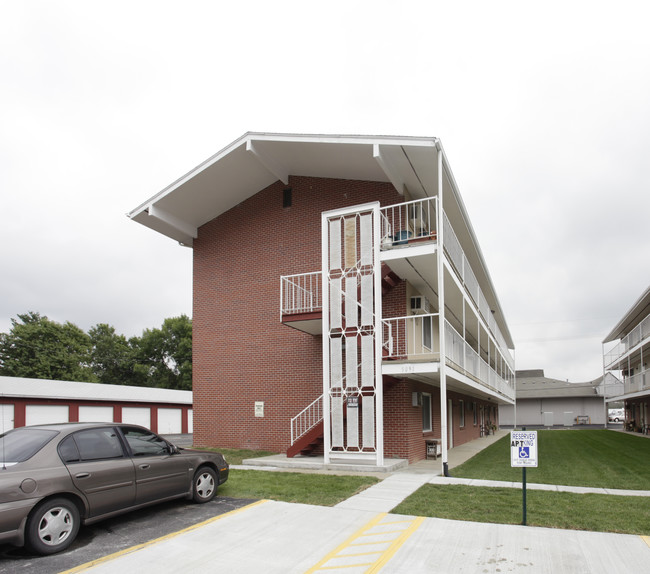 The Marshall Apartments in Omaha, NE - Building Photo - Building Photo