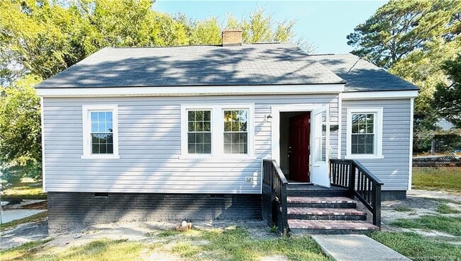 property at 216 Oakland Dr