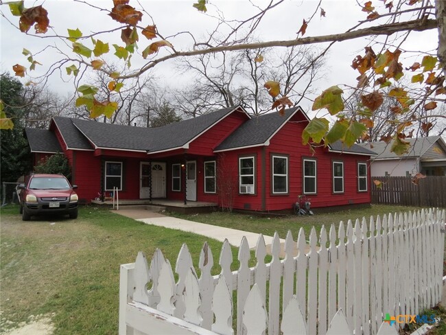 property at 1114 S 2nd St