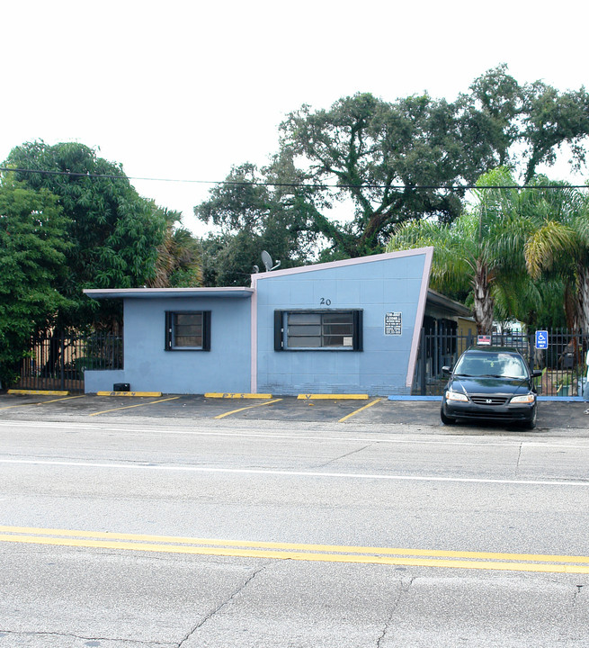 20-30 NW 71st St in Miami, FL - Building Photo