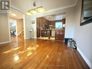 40 Deerford Rd in Toronto, ON - Building Photo - Building Photo