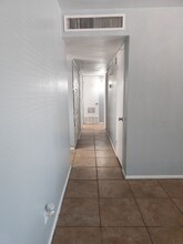 506 N Hunt Dr in Mesa, AZ - Building Photo - Building Photo