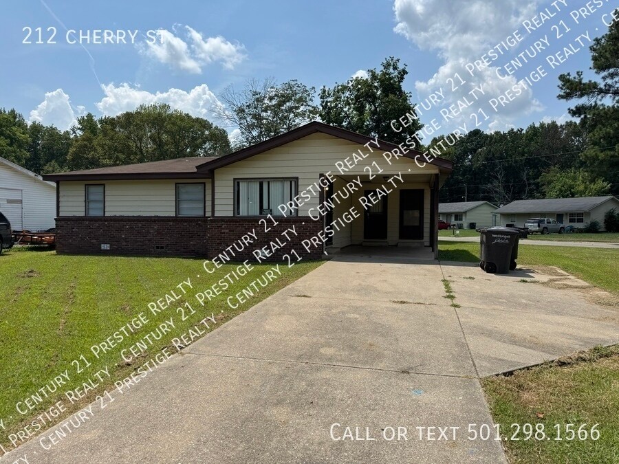 212 Cherry St in Jacksonville, AR - Building Photo
