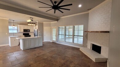 305 Lake Worth Dr in Baton Rouge, LA - Building Photo - Building Photo