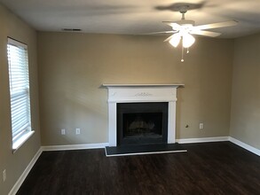 2664 Lake Park Bend in Acworth, GA - Building Photo - Building Photo