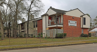 Timberwoods Condominiums in Houston, TX - Building Photo - Building Photo