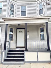 15 Cawfield St, Unit 1 in Boston, MA - Building Photo - Building Photo