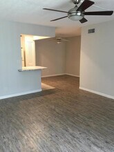 1271 NW 13th St, Unit 357 in Boca Raton, FL - Foto de edificio - Building Photo