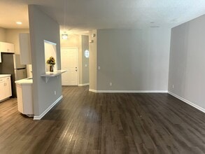 1600 Sturdivant Dr in Wilmington, NC - Foto de edificio - Building Photo