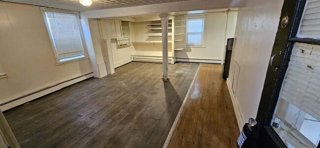 724 3rd Ave in Watervliet, NY - Building Photo - Building Photo