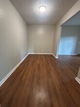 103 Thornwell Ct in Columbia, SC - Building Photo - Building Photo