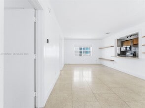 932 15th St in Miami Beach, FL - Building Photo - Building Photo