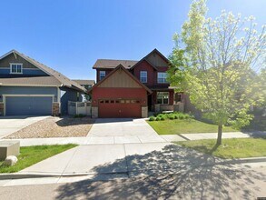 1326 Bluemoon Dr in Longmont, CO - Building Photo - Building Photo