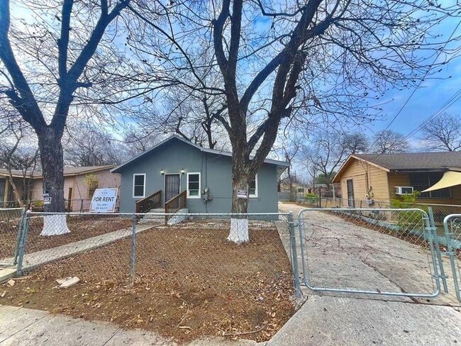 1217 Keats St in San Antonio, TX - Building Photo - Building Photo