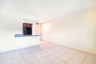 361 SE 19th Ave in Pompano Beach, FL - Building Photo - Building Photo