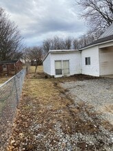 118 Wine in Modoc, IN - Building Photo - Building Photo
