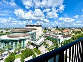 651 Okeechobee Blvd, Unit 1002 in West Palm Beach, FL - Building Photo