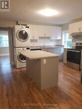 92 Norman St in Ottawa, ON - Building Photo - Building Photo