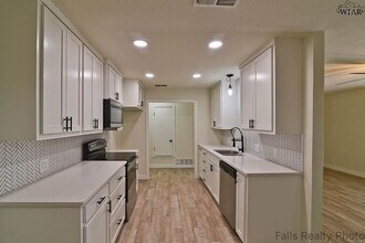 915 Patricia St in Burkburnett, TX - Building Photo - Building Photo