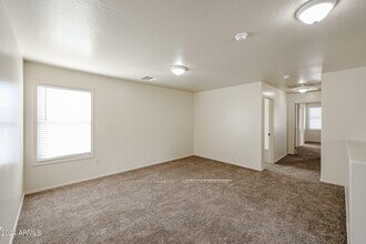 16436 N 172nd Ave in Surprise, AZ - Building Photo - Building Photo